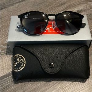 NWT Ray-Ban Erika Metal Polarized Black/Grey